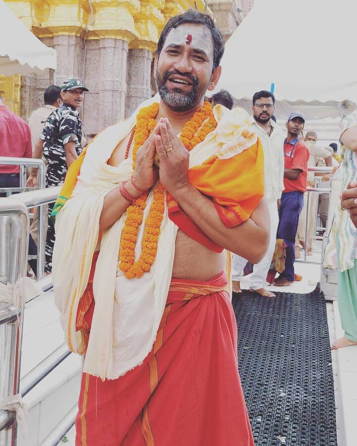 दिनेश लाल यादव निरहुआ को बीजेपी ने 2022 में आजमगढ़ लोकसभा सीट के उपचुनाव में उतारा था. हालांकि दिनेश लाल यादव उपचुनाव में जीतकर संसद पहुंचे लेकिन 2024 में उन्हें हार का मुंह देखना पड़ा था.