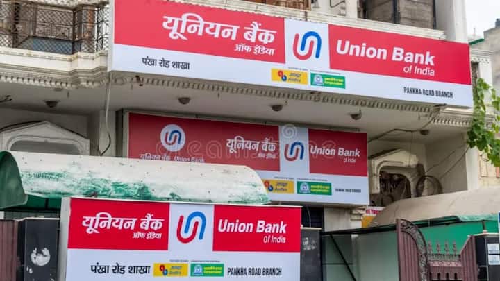 अगर आपके पास MSME क्रेडिट कार्ड नहीं है तो फिर आप इसके लिए आवेदन दे सकते हैं. आवेदन देने के लिए आपको अपने बैंक की ब्रांच जाना होगा. वहां आपको संबंधित अधिकारी से मिलना होगा और अपनी पात्रता चेक करवानी होगी.