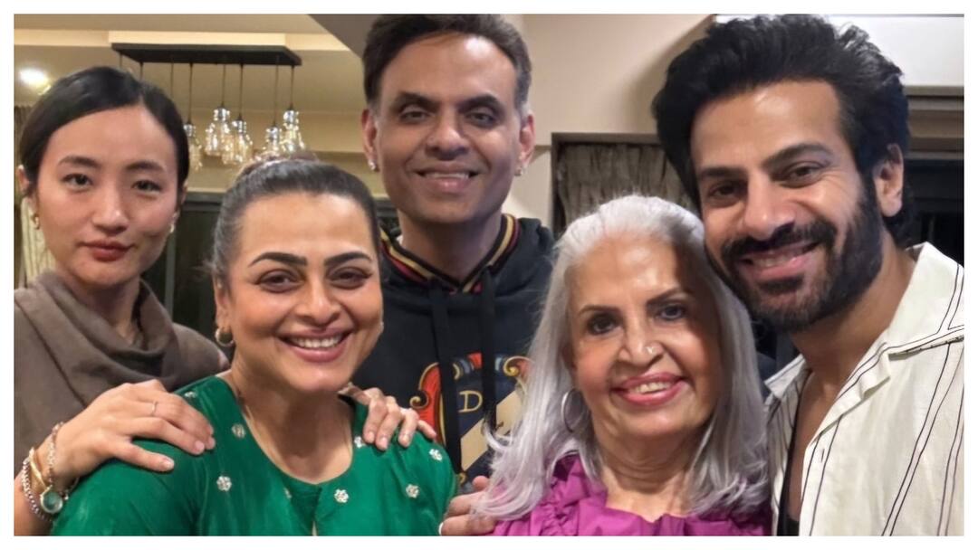 Bigg Boss 18 Winner Karan Veer Mehra And Sandiip Sikcand Take Dig At Vivian Dsena, Fans Call It ‘Never-Ending Obsession’ Bigg Boss 18 Winner Karan Veer Mehra And Sandiip Sikcand Take Dig At Vivian Dsena, Fans Call It ‘Never-Ending Obsession’