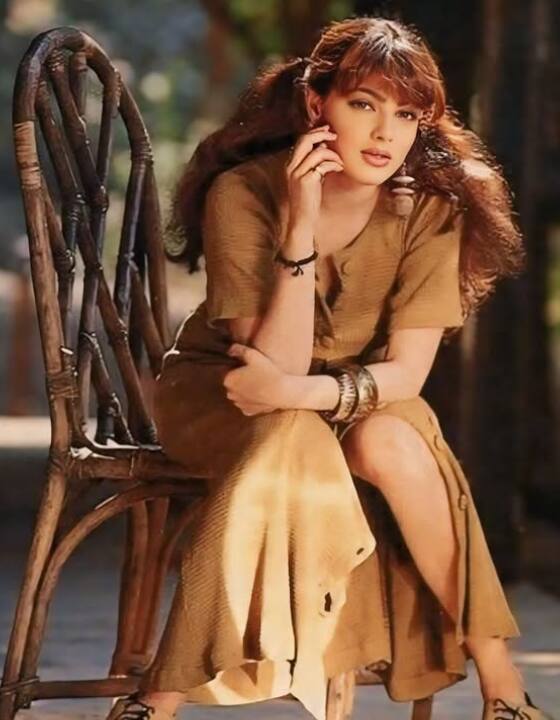 ममता कुलकर्णी ने 90 के दशक के दौरान शाहरुख खान और सलमान खान जैसे कई बड़े सितारों के साथ काम किया था. वहीं फिल्मीबीट के मुताबिक, एक पिछले इंटरव्यू में ममता ने खुलासा किया था कि बॉबी देओल ने एक बार उन्हें 'वन-नाइट स्टैंड' ऑफर किया था.