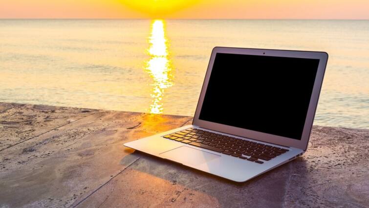 laptop is plugged in but not charging what to do now प्लग-इन होने के बाद भी चार्ज नहीं हो रहा Laptop? फॉलो करें ये स्टेप्स, चुटकियों में दूर हो जाएगी दिक्कत