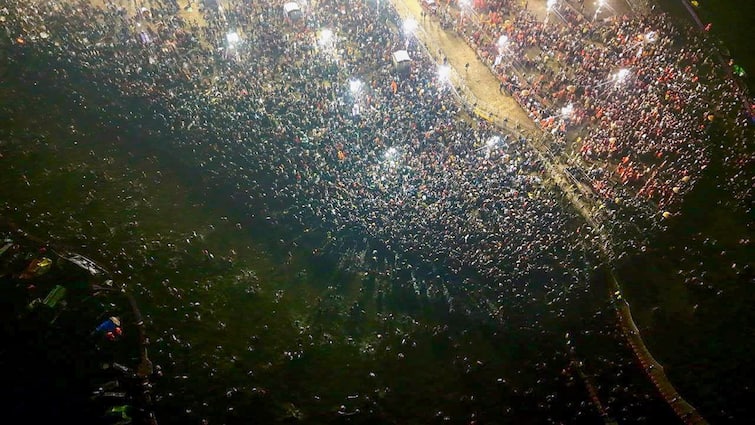 After Stampede, Third 'Amrit Snan' At Maha Kumbh Held Smoothly, Over 2.5 Crore Take Holy Dip