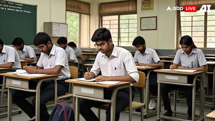 एग्जाम की शॉर्ट में तैयारी करने के लिए स्मार्ट स्ट्रैटेजी अपनानी होगी. सबसे पहले आपको सिलेबस को अच्छे से देखना होगा और जरूरी टॉपिक्स को हाइलाइट करना होगा.