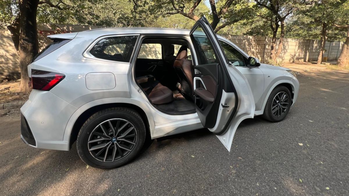 BMW iX1 LWB India Drive Review: Makes Other EVs Look Overpriced!