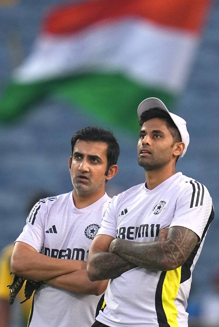 कोणीतरी संपूर्ण भारतीय संघावर आणि विशेषतः मुख्य प्रशिक्षक गौतम गंभीरवर अनेक आरोप केले आहेत.(Photo Credit- BCCI)