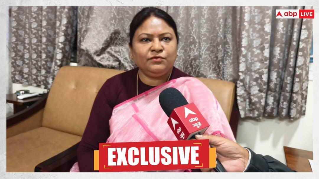 BJP छोड़कर JMM का दामन थामेंगी हेमंत सोरेन की भाभी सीता सोरेन? 'परिवार से कोई अलग...' sita soren says she has no plan to rejoin jharkhand mukti morcha BJP छोड़कर JMM का दामन थामेंगी हेमंत सोरेन की भाभी सीता सोरेन? 'परिवार से कोई अलग...'