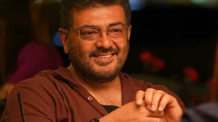 விடாமுயற்சி படத்தில் நாம் எதிர்பார்க்காத திருப்பங்கள் இருக்கலாம் என்று சினிமா ஆர்வலர் அபிஷேக் ராஜா பேசியுள்ளார். க்ளைமேக்ஸ் காட்சியில் த்ரிஷாவே கூட நெகட்டிவ் ரோலில் நடித்திருக்க வாய்ப்பிருக்கிறது.