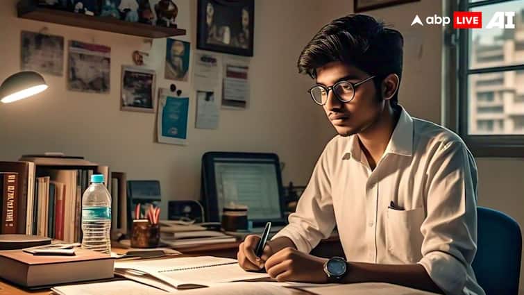 CBSE Board Exams 2025 for Class 10 12 Set To Begin On Feb 15 Know Key Details Preparation Tips 15 फरवरी से शुरू हो रहे CBSE बोर्ड एग्जाम, टॉपर्स लिस्ट में आने के लिए ऐसे करें तैयारी