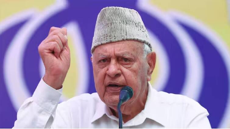 I Take Bath At Home Daily: Farooq Abdullah's Quirky Reply To Query On Kumbh Plan நான் தினமும் வீட்டிலேயே குளிப்பேன்: கும்பமேளா குறித்து முன்னாள் முதலமைச்சர் அளித்த பதில்