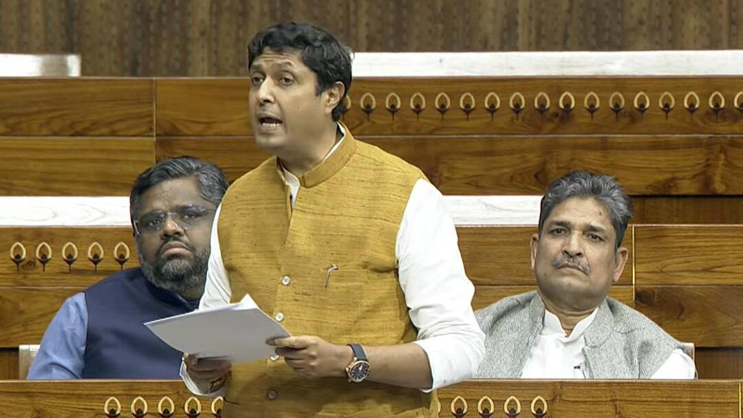 Maha Kumbh भगदड़ की होगी जेपीसी जांच? कांग्रेस सांसद ने उठाई मांग, मौतों पर किया ये दावा maha kumbh stampede 2025 Allahabad MP Ujjwal Raman raised the demand for a JPC probe Maha Kumbh भगदड़ की होगी जेपीसी जांच? कांग्रेस सांसद ने उठाई मांग, मौतों पर किया ये दावा