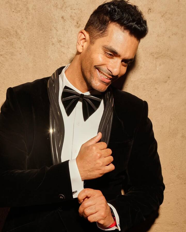 एक इंटरव्यू के दौरान अंगद सिंह बेदी ने बताया था कि कैसे अमिताभ बच्चन ने उनकी पिता के साथ सुलह करवाई थी. इसके बाद बिशन सिंह बेदी ने ना सिर्फ अंगद को गले लगाया था बल्कि उनके काम की तारीफ भी की थी.