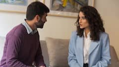 Couple Therapy: সম্পর্কের সুতো আলগা হয়ে যাচ্ছে ধীরে ধীরে? Couple Therapy কখন প্রয়োজন জানুন