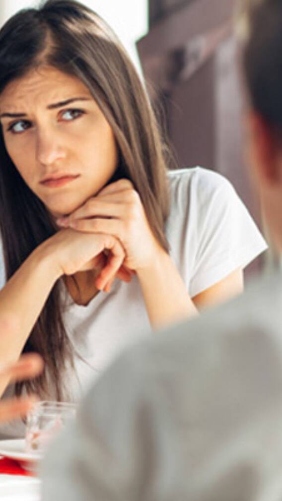 চোখে-মুখে মিথ্যে বলে এই রাশিরা! ঠকাতেও দ্বিধা করে না