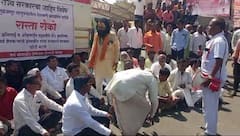 आता धीर सुटतोय..,सोयाबीन खरेदी केंद्रांच्या मुदतवाढीसाठी शेतकरी आक्रमक, रास्ता रोको करत सरकारला इशारा