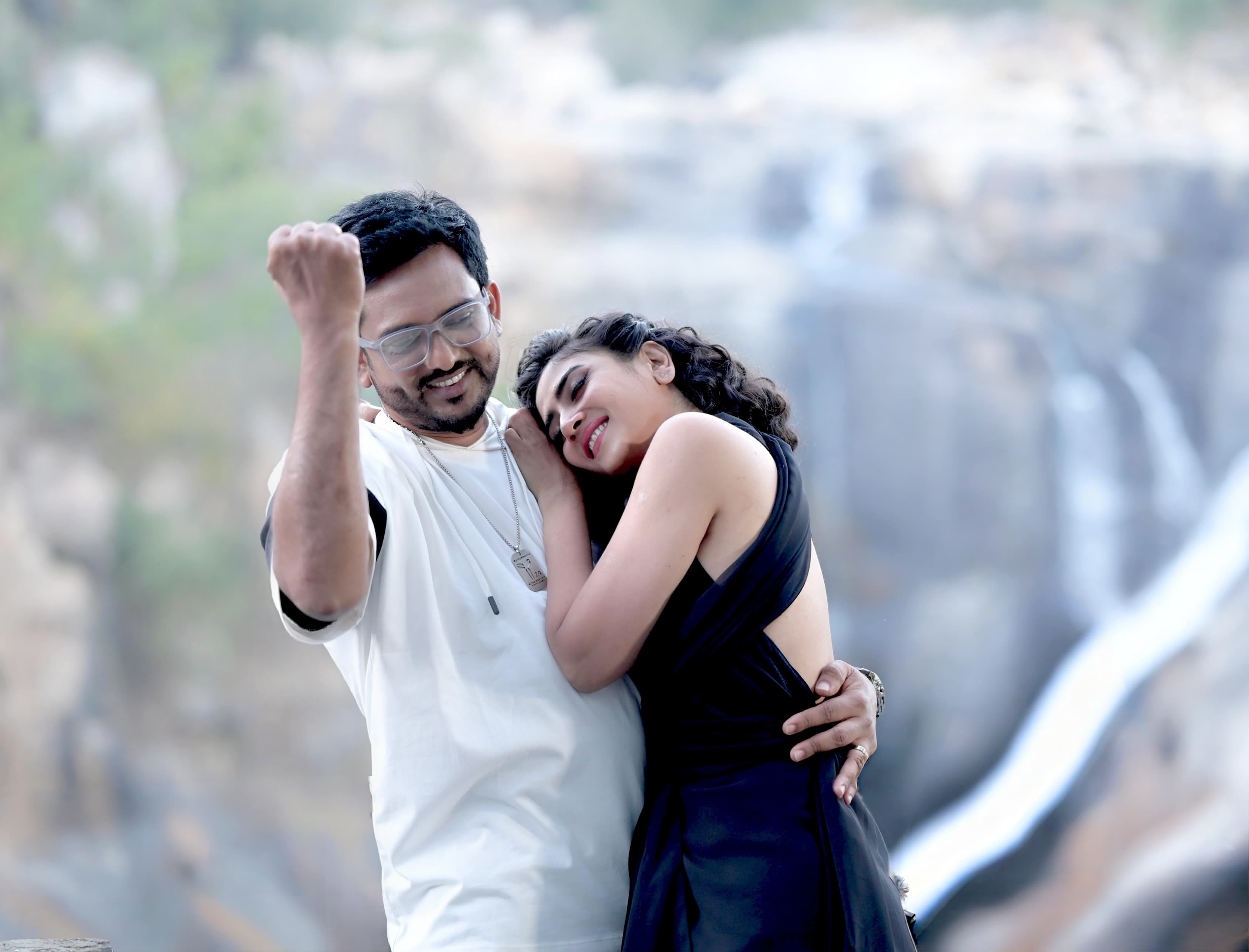 Debolina Dutta: ভালবাসার মাসে দেবলীনার কাছে প্রেমের বার্তা এল, 'নীল খামে