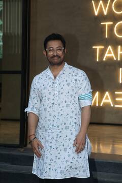 'लवयापा'की स्क्रीनिंग में उमड़े सितारे, धर्मेंद्र, शबाना-जावेद से लेकर बेटी-दामाद संग पहुंचे आमिर खान, मांग में सिंदूर फ्लॉन्ट कर रेखा ने लूट ली महफिल