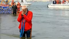 Narendra Modi : গলায় রুদ্রাক্ষ, গৈরিক বসন, মহাকুম্ভ স্নানের জন্য কেন আজকের দিনটিই বাছলেন মোদি?