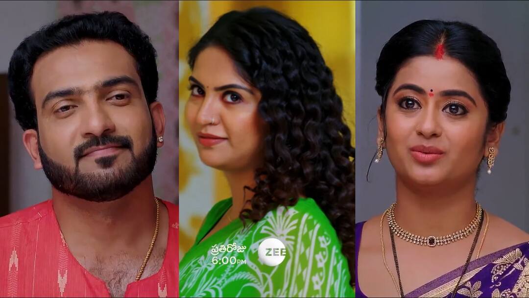 Chiranjeevi Lakshmi Sowbhagyavathi Serial Today February 5th: చిరంజీవి లక్ష్మీ సౌభాగ్యవతి సీరియల్: ఫ్రెండ్స్ ముందే లక్ష్మీకి ప్రపోజ్ చేసి హగ్ చేసుకున్న మిత్ర.. కుళ్లుకున్న మనీషా! Chiranjeevi Lakshmi Sowbhagyavathi serial today february 5th episode written update in telugu Chiranjeevi Lakshmi Sowbhagyavathi Serial Today February 5th: చిరంజీవి లక్ష్మీ సౌభాగ్యవతి సీరియల్: ఫ్రెండ్స్ ముందే లక్ష్మీకి ప్రపోజ్ చేసి హగ్ చేసుకున్న మిత్ర.. కుళ్లుకున్న మనీషా!