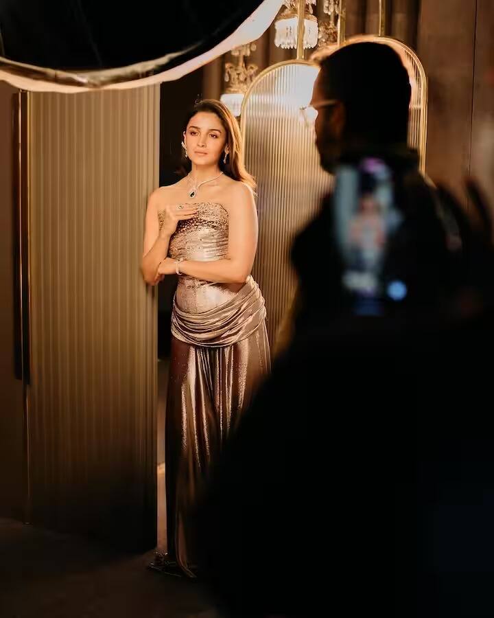 अभिनेत्रीनं हे फोटो शेअर करताना रियानं कॅप्शनमध्ये लिहिलं आहे की,