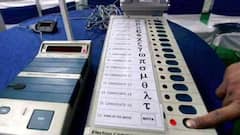 ईवीएम में किस बैटरी का होता है इस्तेमाल, क्या मतदान के समय बदलने का है नियम?