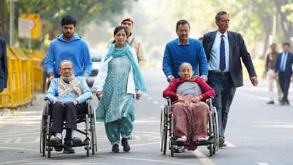 Delhi Assembly Election 2025:டெல்லி சட்டமன்ற தேர்தல்; ராகுல், கெஜ்ரிவால், குடியரசுத் தலைவர் வாக்களிப்பு! Delhi Assembly Election 2025:டெல்லி சட்டமன்ற தேர்தல்; ராகுல், கெஜ்ரிவால், குடியரசுத் தலைவர் வாக்களிப்பு!