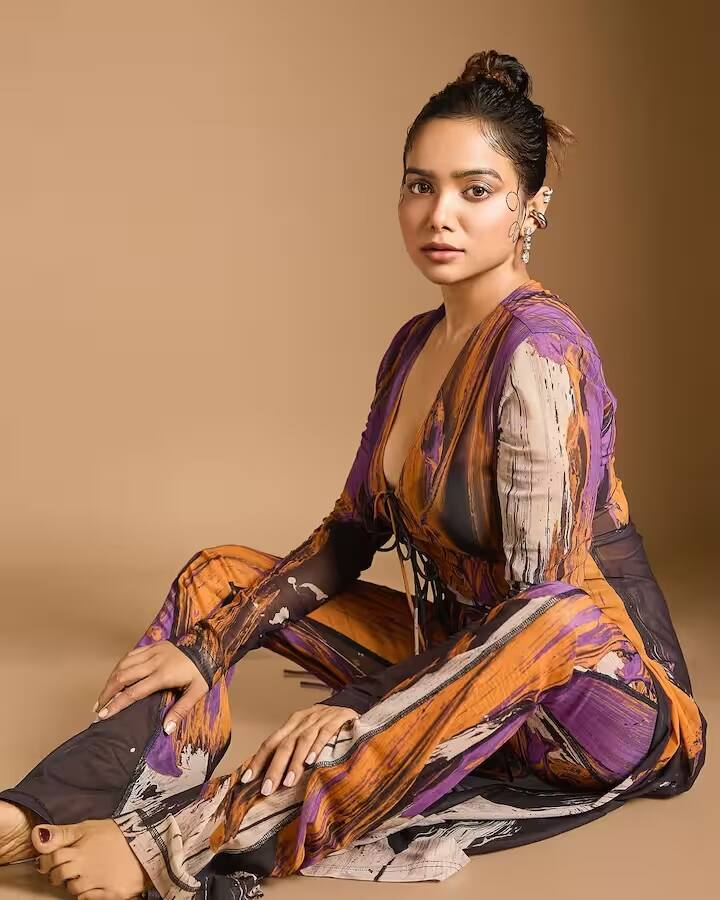 મનીષાનું પહેલા પણ દિલ તૂટી ગયું છે. તેમણે આ વિશે પણ વાત કરી. તેણીએ કહ્યું- મેં તેની સામે મારું દિલ ખોલ્યું હતું પણ તે વ્યક્તિએ મારું માન ન રાખ્યું.