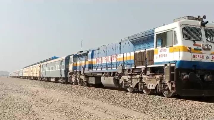 बीड जिल्हावासियांच्या अत्यंत जिव्हाळ्याचा प्रश्न असलेल्या हाय स्पीड रेल्वेची चाचणी यशस्वी पूर्ण झाली.