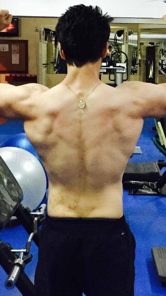 फ्लॉप हीरो से 4700 करोड़ के मालिक तक, कौन है ये एक्टर?