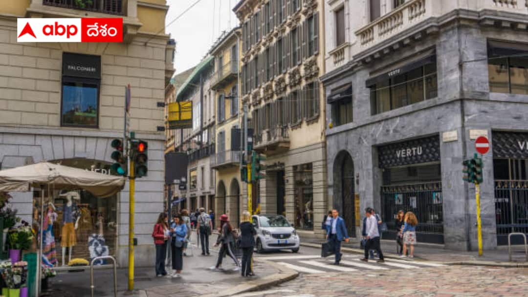 This is world most expensive shopping street average customer bill come to Rs 2 lakh Viral News: ఈ వీధిలోకి షాపింగ్‌కు వెళ్తే కనీసం రూ.2 లక్షలు ఖర్చు ఖాయం - ప్రపంచంలో అత్యంత కాస్ట్‌లీ షాపింగ్ స్ట్రీట్ ఏదో తెలుసా ?