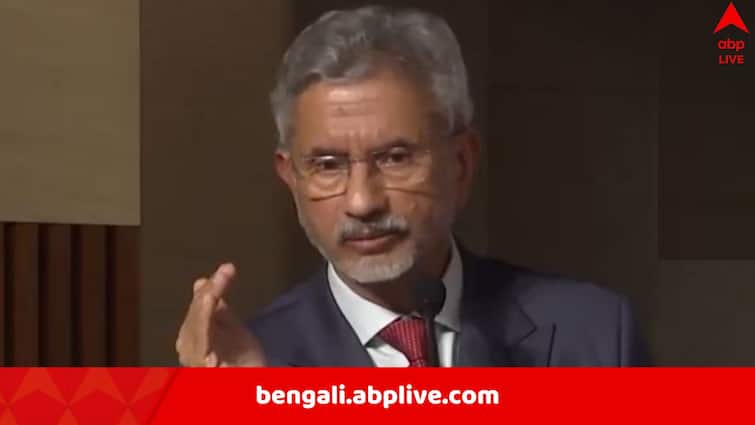 Indian Illegal Immigrants sent back from US S Jaishankar says nothing new Indian Illegal Immigrants: ভারতীয় অভিবাসীদের ফেরত পাঠাল আমেরিকা, সমালোচনার মুখে সংসদে বিবৃতি, কেন্দ্র বলল, ‘নতুন কিছু নয়’
