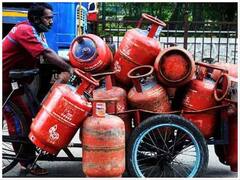 તમારા ઘરમાં આવતા LPG સિલિન્ડરમાં કેટલો ગેસ છે, જાણો કેવી રીતે ચેક કરવું