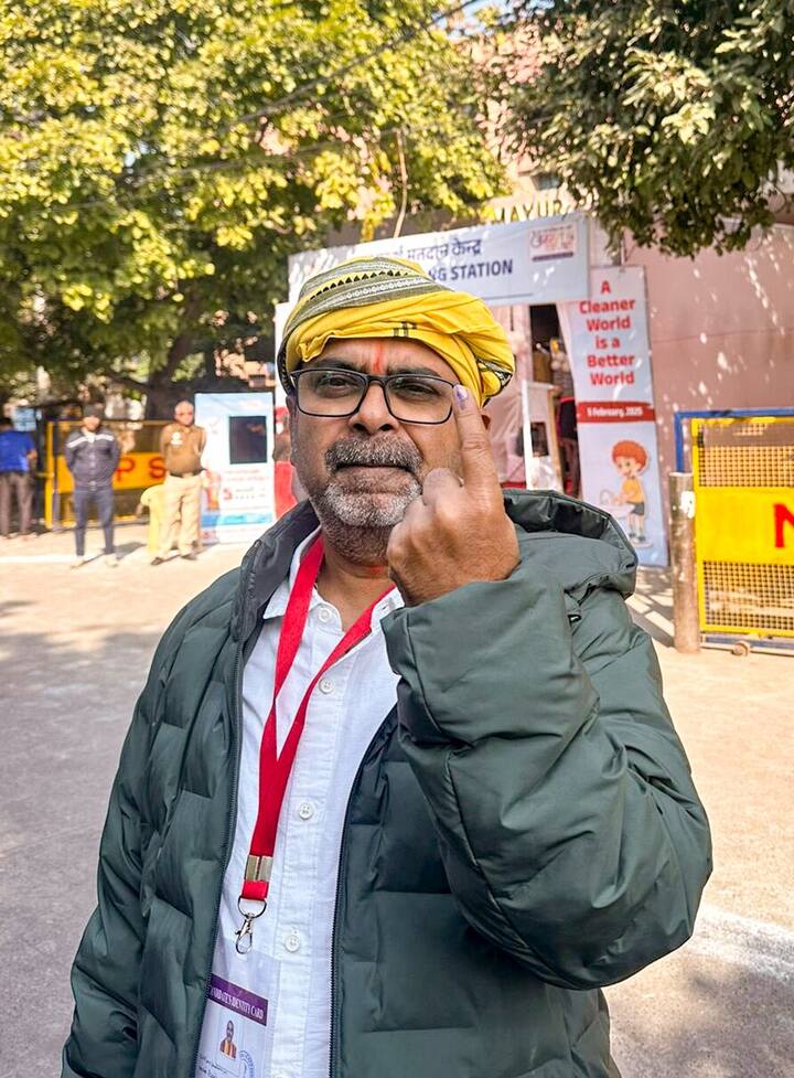 पटपड़गंज सीट से इस बार आम आदमी पार्टी ने शिक्षक अवध ओझा को चुनाव मैदान में उतारा. यहां से पहले मनीष सिसोदिया ने चुनाव लड़कर जीत हासिल की थी. बीजेपी ने रवींद्र सिंह नेगी जबकि कांग्रेस ने अनिल कुमार को यहां से मौका दिया. पटपड़गंज विधानसभा सीट पर इस बार 57.74 फीसदी मतदान हुआ. इस सीट पर साल 2020 के चुनाव में 61.46 फीसदी वोटिंग हुई थी.(फाइल फोटो)