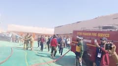 IN Pics: महाकुंभ सेक्टर 18 में लगी भीषण आग, दूर-दूर तक दिखा काला धुआं, देखें- भयावह तस्वीरें