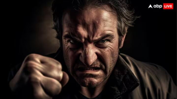 ਅੱਜ ਅਸੀਂ ਤੁਹਾਨੂੰ ਦੱਸਾਂਗੇ ਕਿ ਕਿਸੇ ਵੀ ਵਿਅਕਤੀ ਦਾ ਗੁੱਸਾ ਆਉਣ 'ਤੇ ਚਿਹਰਾ ਲਾਲ ਕਿਉਂ ਹੋ ਜਾਂਦਾ ਹੈ ਅਤੇ ਇਸ ਦੇ ਪਿੱਛੇ ਕੀ ਕਾਰਨ ਹੈ। ਕੀ ਇਹ ਕੋਈ ਸਰੀਰਕ ਕਾਰਨ ਹੈ ਜਾਂ ਇਹ ਸਿਰਫ਼ ਇੱਕ ਕਹਾਵਤ ਹੈ।