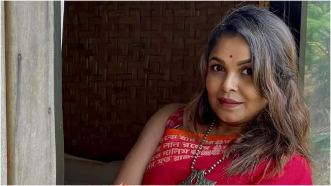 bangladeshi Actor Meher Afroz Shaon Detained In Dhaka For Conspiracy Against state Actor Meher Afroz Shaon, Whose Home Was Burnt, Detained In Dhaka For 'Conspiracy Against Bangladesh'