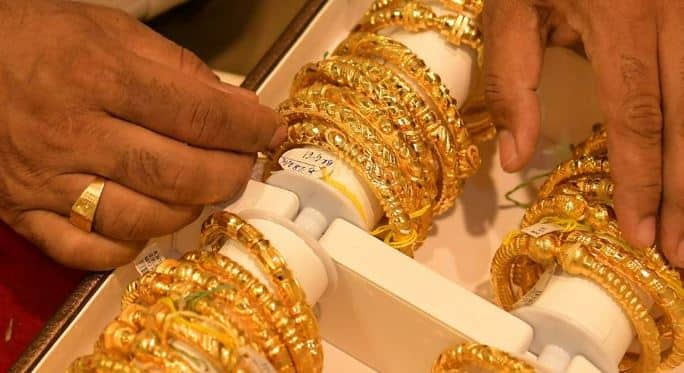 Gold Rate Reaches New Peak Price Per Sovereign Gold Rate Peaks: ஐயோ..போச்சே... வரலாறு காணாத புதிய உச்சத்தில் தங்கம் விலை...