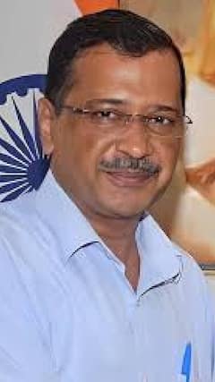 Delhi Election 2025 : सभी 70 उम्मीदवारों के साथ केजरीवाल का मंचन | ABP NEWS SHORTS