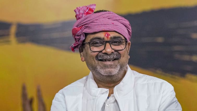 Delhi Assembly Election Result 2025 will Avadh Ojha accepted defeat a day before counting of votes Delhi Chunav Result Delhi Election Result 2025: दिल्ली चुनाव के रिजल्ट से एक दिन पहले क्या अवध ओझा ने मान ली हार? जारी किया वीडियो