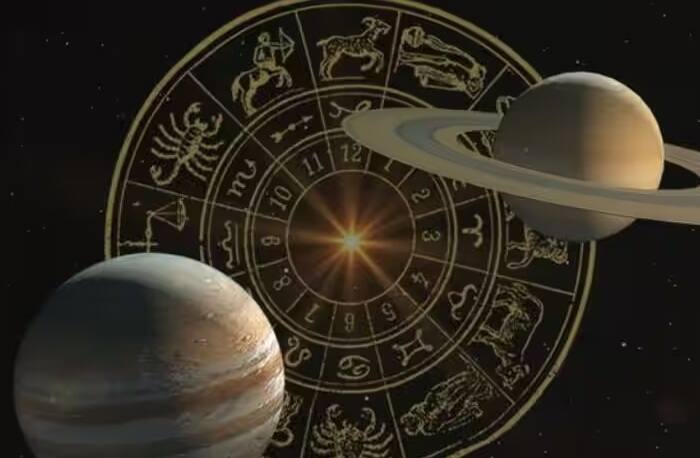 Shani Asta 2025: શનિ એક ખૂબ જ શક્તિશાળી ગ્રહ છે, જે અસ્ત સમયે નબળો પડી જાય છે. શનિની અસ્તને કારણે તેનો પ્રભાવ થોડો ઓછો થઈ શકે છે, ચાલો જાણીએ કે કઈ રાશિના લોકોને રાહત મળવાની છે.