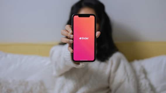 Dating APP: యూత్ కోసం టిండర్ సూపర్ అప్డేట్, సేఫ్టీకి ప్రయారిటీ, గ్రీన్ ప్లాగ్ క్వాలిటీస్‌తో ప్రో డేటింగ్