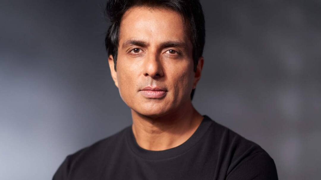 Sonu Sood Reacts To Arrest Warrant Reports In Fraud Case Sonu Sood Reacts To Arrest Warrant Reports In Fraud Case: 'This Is Just For Unnecessary...'