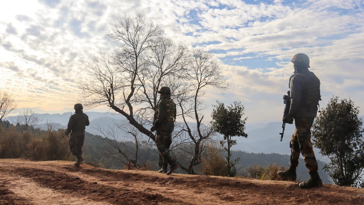 5 Pakistani Drones Spotted Again Along LoC In J&K, Security Forces Open Counter-Fire