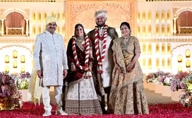 jeet adani and diva shah tied the knot gautam adani shared pictures on social media   લગ્નના બંધનમાં બંધાયા જીત અદાણી અને દિવા શાહ, ગૌતમ અદાણીએ સોશિયલ મીડિયામાં શેર કરી તસવીરો  