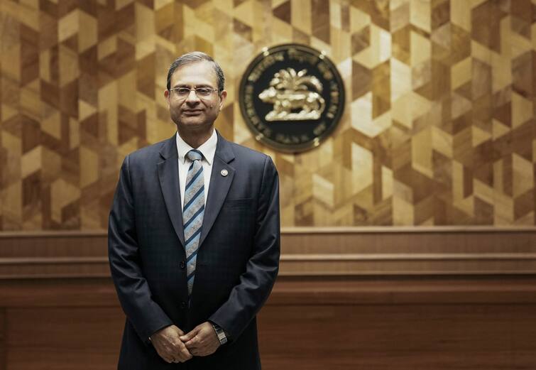 RBI MPC Led By Sanjay Malhotra Likely To Cut Repo Rate by 25 basis point today RBI Repo Rate Cut: आरबीआई से आज मिल सकती है सस्ते कर्ज की सौगात, नए गवर्नर घटा सकते हैं रेपो रेट