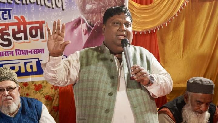 बल्लीमारान सीट पर भी आम आदमी पार्टी के उम्मीदवार इमरान हुसैन ने जीत हासिल की है. उन्होंने बीजेपी प्रत्याशी कमल बागड़ी को 29823 वोट के अंतर से हरा दिया है.