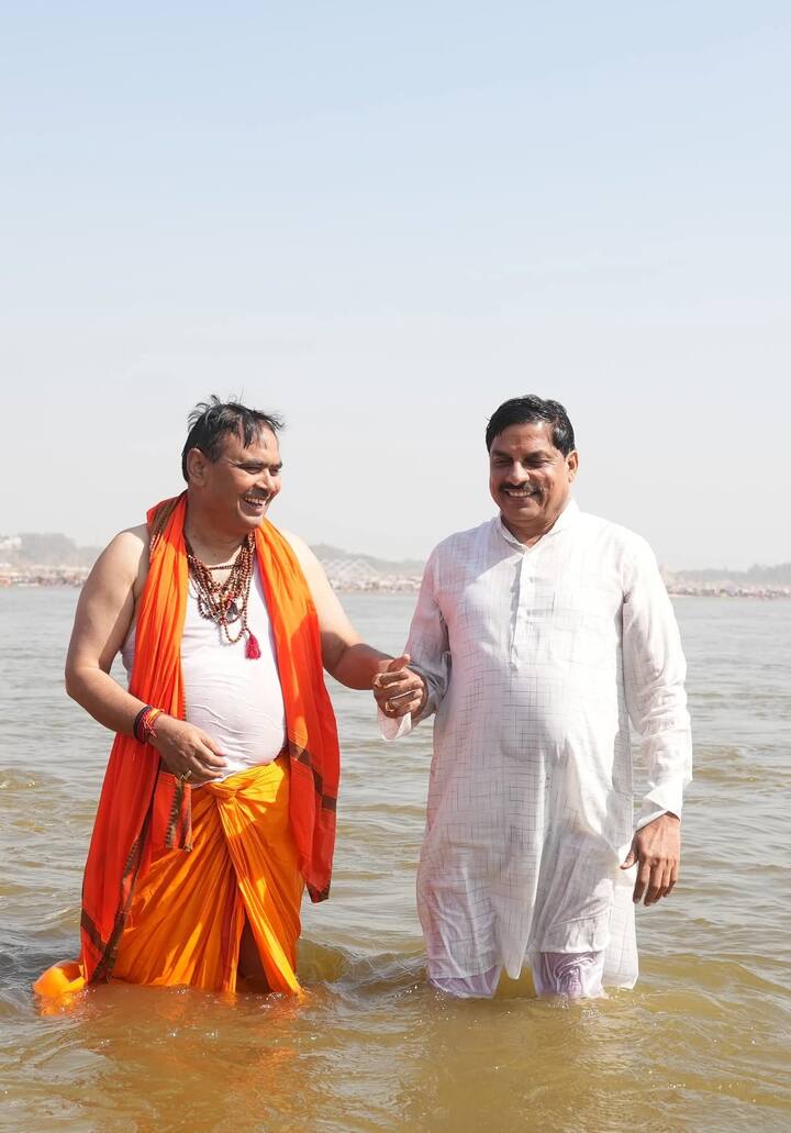 राजस्थान के मुख्यमंत्री भजन लाल शर्मा ने कहा कि हम सौभाग्यशाली हैं कि 144 वर्ष बाद आए इस महाकुंभ में हमने डुबकी लगाई. इस दिव्य और भव्य आयोजन के लिए मैं प्रधानमंत्री नरेन्द्र मोदी और मुख्यमंत्री योगी आदित्यनाथ को बहुत बहुत धन्यवाद देता हूं.”