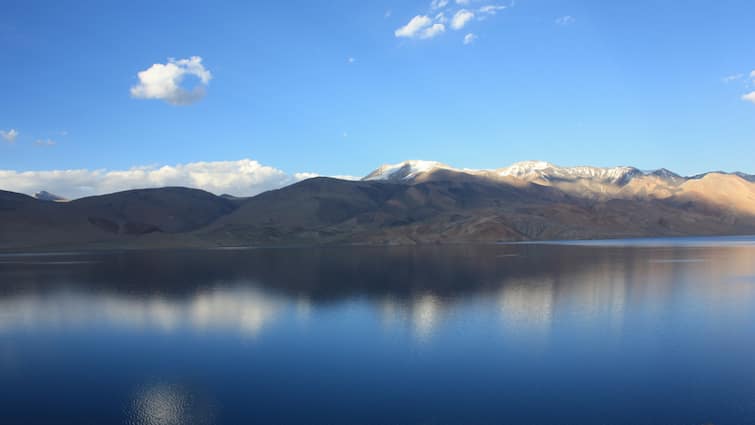 From Pangong Tso Lake To Lake Pichola: Beautiful Lakes Of India Where You Can Propose Your Love