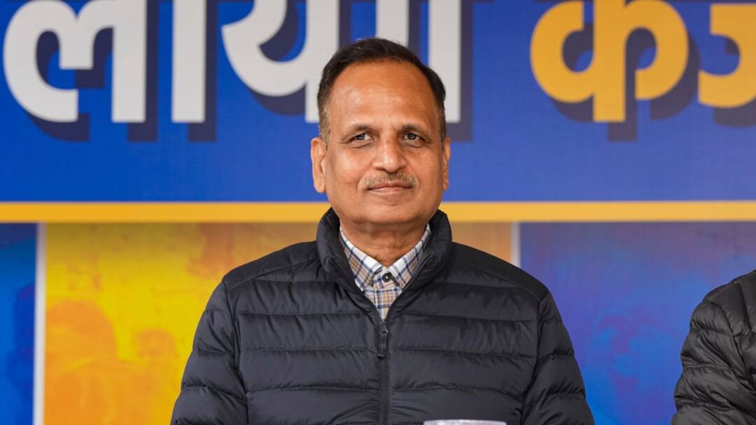 After Kejriwal And Sisodia's Defeat, AAP Faces Another Setback As Satyendar Jain Loses In Shakur Basti Satyendar Jain Loses In Shakur Basti arvind kejriwal defeat After Kejriwal And Sisodia's Defeat, AAP Faces Another Setback As Satyendar Jain Loses In Shakur Basti