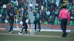 PAK vs NZ: कीवियों के आगे बाबर आजम ने टेके घुटने, चैंपियंस ट्रॉफी से पहले करवाई पाकिस्तान टीम की बेइज्जती