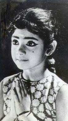 जिसे बांधी राखी उसी से एक्ट्रेस ने कर ली शादी